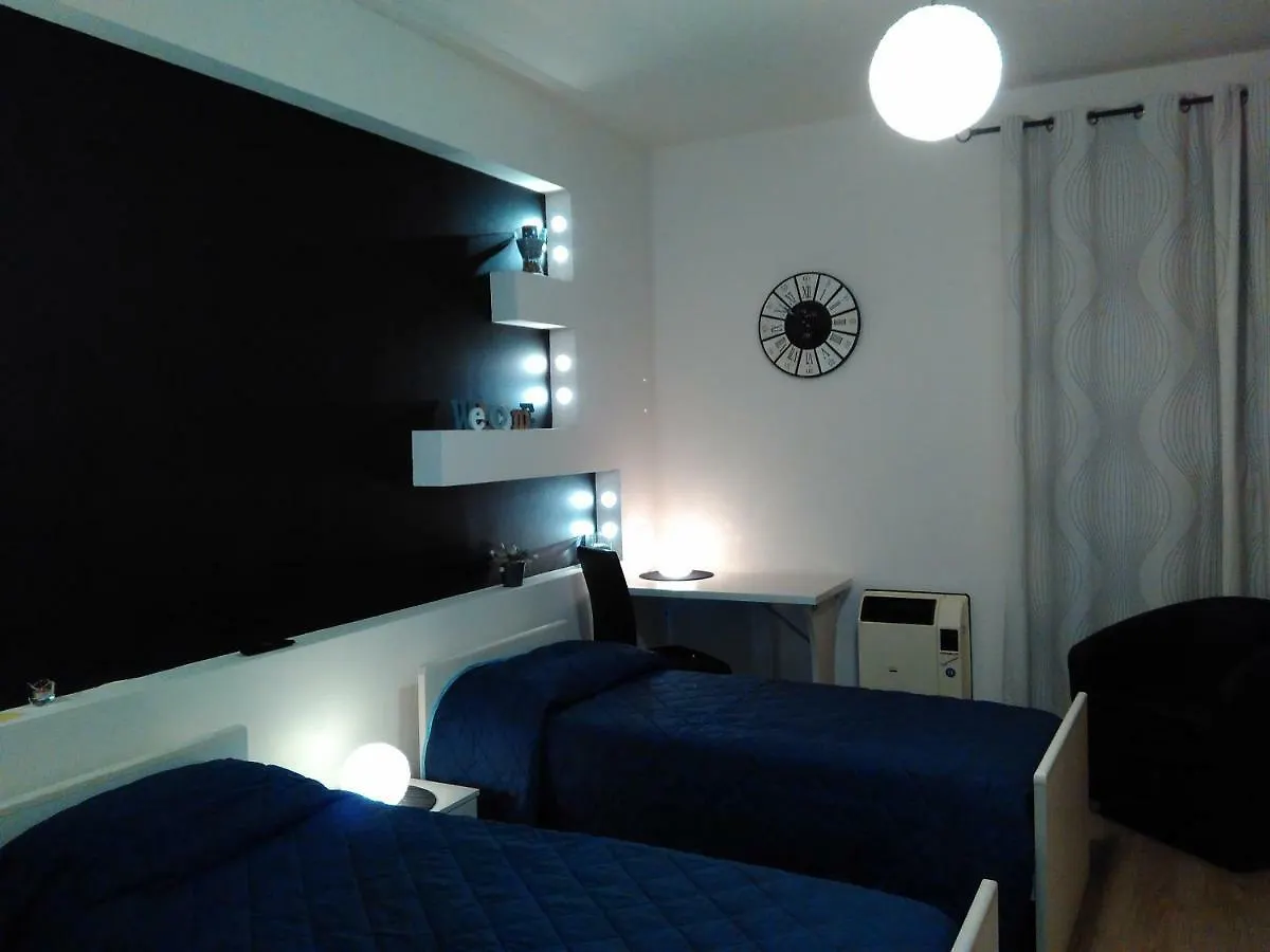 Crocco D'Oro Bed & Breakfast Caltavuturo 0*,  Italy